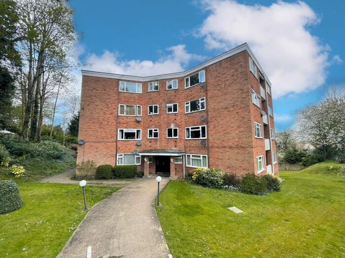 1 Bedroom Flat To Rent In Runnymede Court, West End, Southampton, SO30