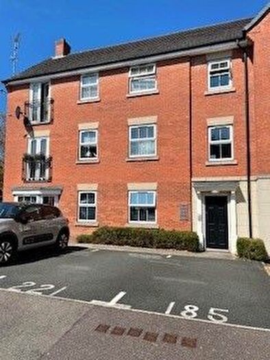 2 Bedroom Flat To Rent In Padside Close, Hamilton, Leicester, LE5