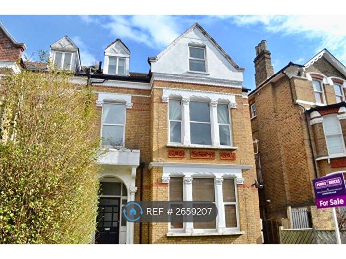 1 Bedroom Flat To Rent In London, SW2