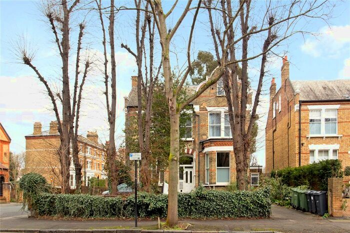 1 Bedroom Flat To Rent In Macaulay Road, London SW4