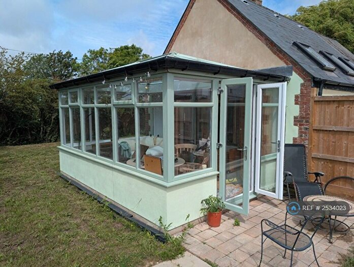 1 Bedroom Semi-Detached House To Rent In Pagham, Bognor Regis, PO21
