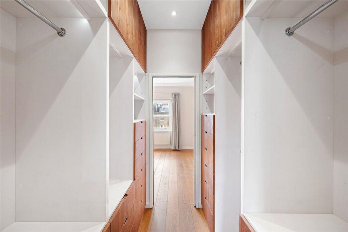 3 Bedroom Flat To Rent In Cornwall Gardens, London, SW7