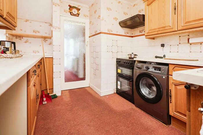 2 Bedroom End Of Terrace House For Sale In Longmeadow Crescent, Birmingham, West Midlands, B34