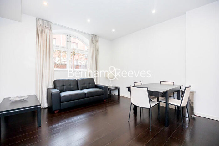 1 Bedroom Apartment To Rent In Drummond Way, Islington, N1
