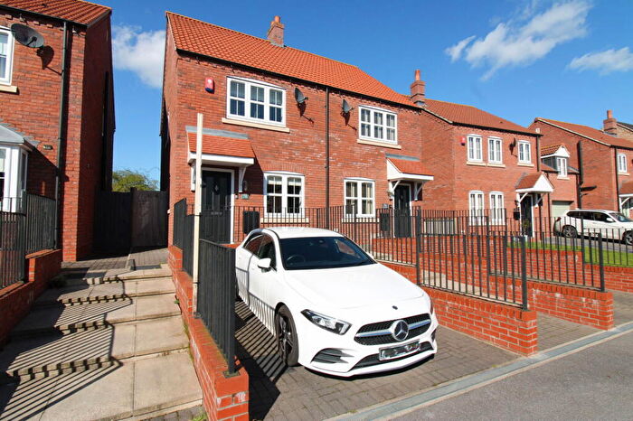 2 Bedroom Semi Detached House For Sale In Gainsborough, DN21