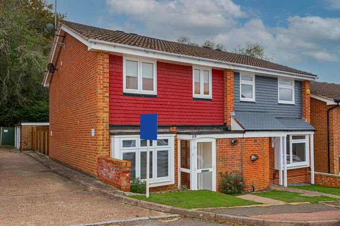 3 Bedroom End Of Terrace House To Rent In Headley Grove, Tadworth KT20