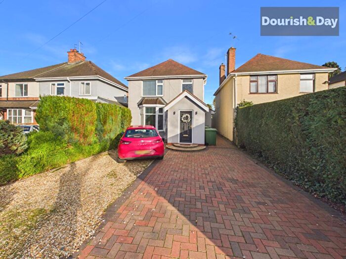 3 Bedroom Detached House For Sale In Silkmore Lane, Stafford, ST17