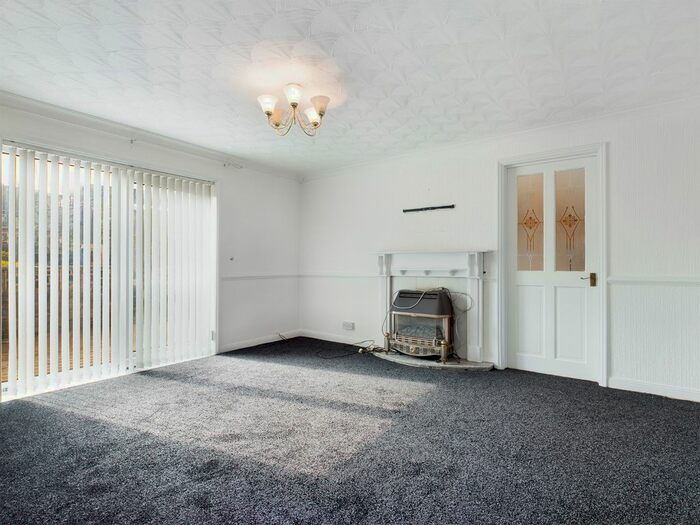 3 Bedroom Terraced House To Rent In Colwyn Avenue, Winch Wen, Swansea, SA1