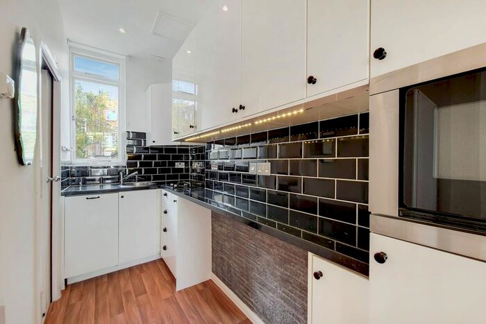 Studio To Rent In Moreton Terrace, Pimlico, London, SW1V