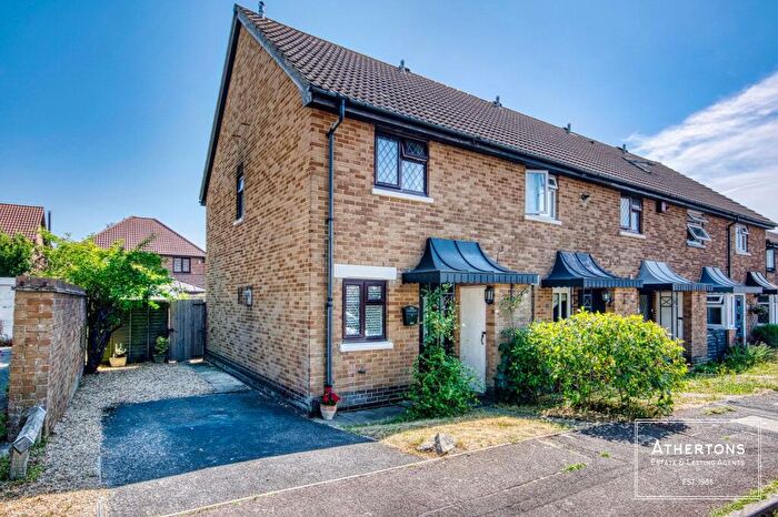 2 Bedroom End Of Terrace House For Sale In Stinsford Close, Bournemouth, BH9