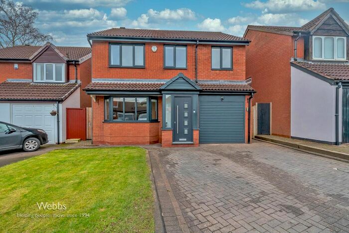 4 Bedroom Detached House For Sale In Charles Avenue, Essington, Wolverhampton, WV11