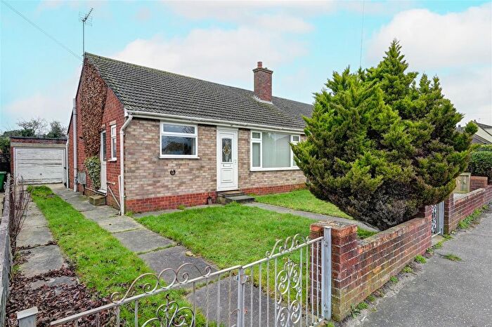 2 Bedroom Semi Detached Bungalow For Sale In Claydon Grove, Gorleston, Great Yarmouth, NR31
