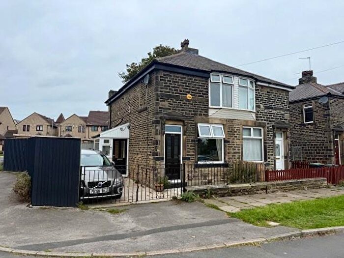 2 Bedroom Semi Detached House For Sale In Wharncliffe Drive, Eccleshill, Bradford, BD2