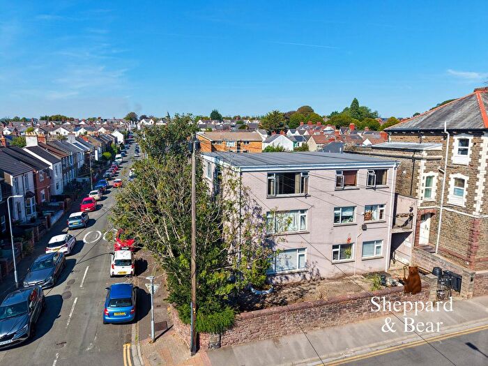 2 Bedroom Flat For Sale In Romilly Road West, Cardiff, CF5
