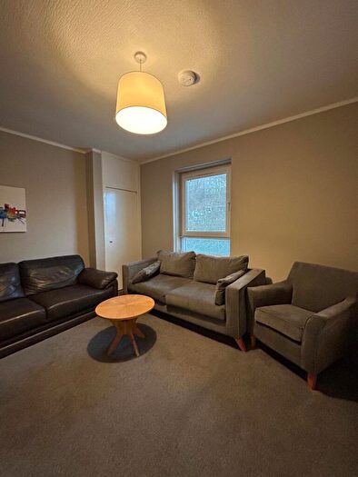 2 Bedroom Flat To Rent In Scott Street, West End, Dundee, DD2