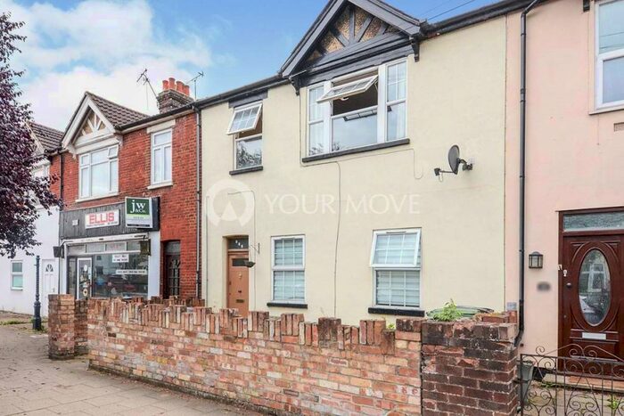 1 Bedroom Flat To Rent In High Street, London Colney, St. Albans, Hertfordshire, AL2