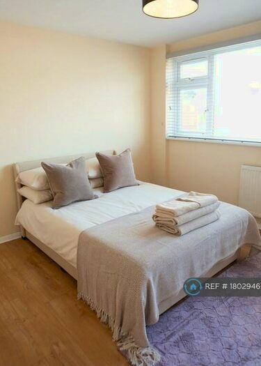 3 Bedroom Terraced House To Rent In Cowdrey Place, Canterbury, CT1