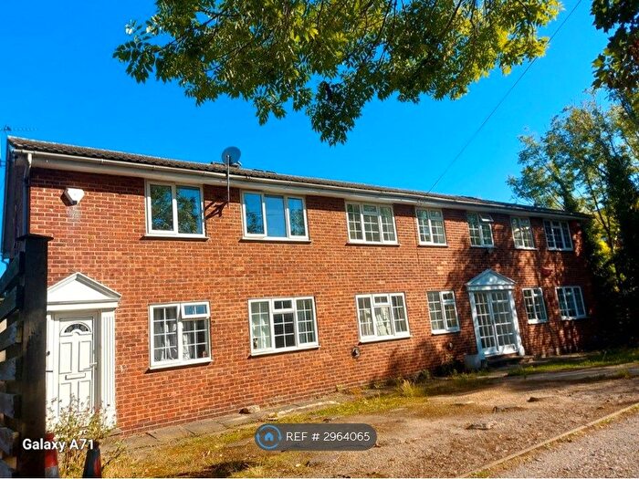 2 Bedroom Flat To Rent In Stanmore Place, Leeds, LS4