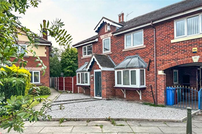 2 Bedroom End Of Terrace House For Sale In Marleyer Close, Moston, Manchester, M40