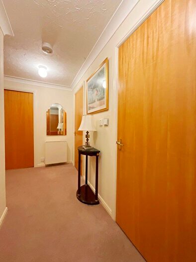 2 Bedroom Flat For Sale In Chase Close, Birkdale, Southport, PR8