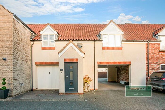 2 Bedroom Maisonette For Sale In Lundy Gate, Portishead, BS20