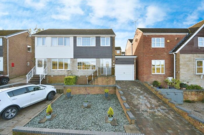 3 Bedroom Semi-Detached House For Sale In Churchill Road, Stocksbridge, S36