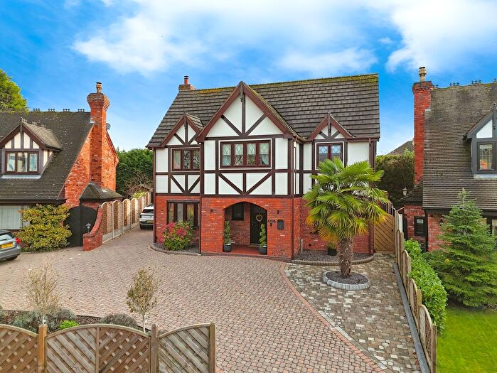 4 Bedroom Detached House For Sale In The Hamlet, Norton Canes, Cannock, WS11