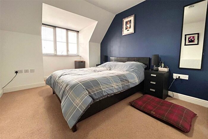 1 Bedroom Flat For Sale In Coppice Square, Aldershot, Hampshire, GU12