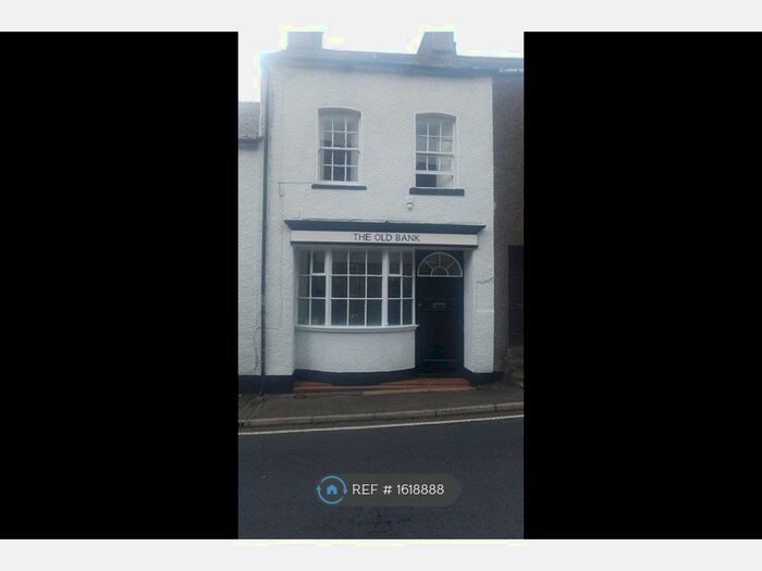 3 Bedroom Terraced House To Rent In Main Street, Bootle, LA19