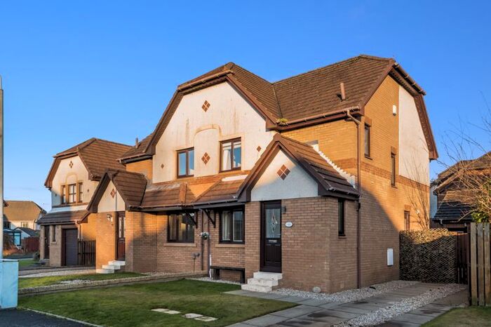 3 Bedroom Villa For Sale In St Andrews Way, Tarryholme, Irvine, KA11