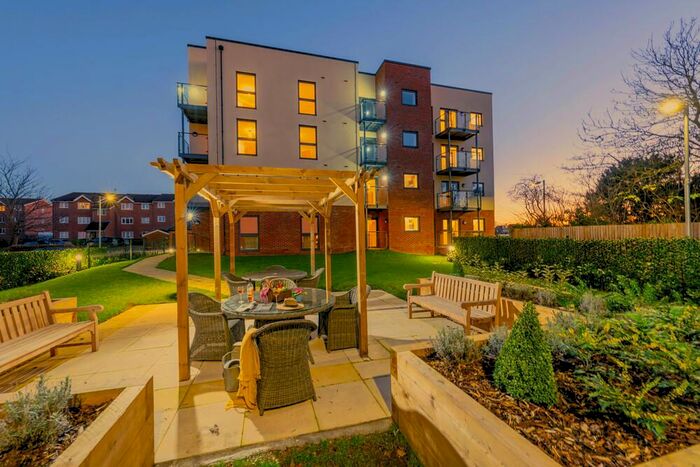 2 Bedroom Retirement Property For Sale In Sewardstone Road, Waltham Abbey, EN9