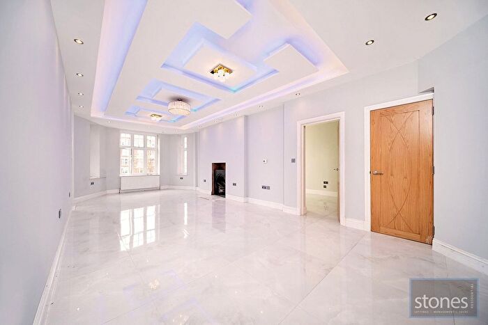 3 Bedroom Flat To Rent In Maida Vale, London, W9