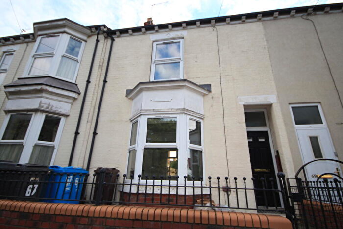 2 Bedroom Terraced House To Rent In Hawthorn Avenue, Hull, HU3
