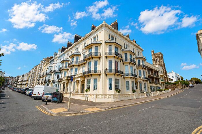 2 Bedroom Flat For Sale In Warrior Square, St. Leonards-On-Sea, TN37