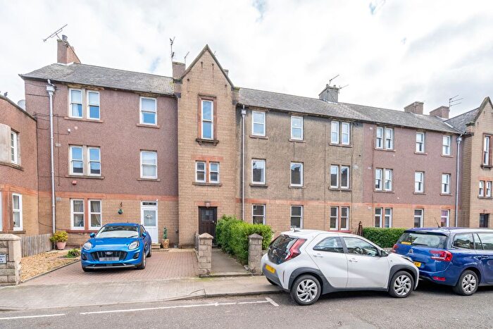 3 Bedroom Flat For Sale In C, Mansfield Place, Musselburgh, EH21