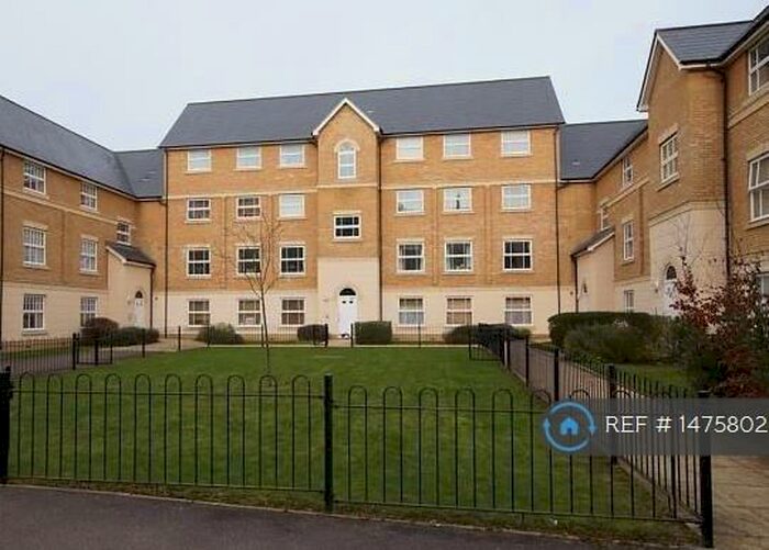 2 Bedroom Flat To Rent In Malyon Close, Braintree, CM7