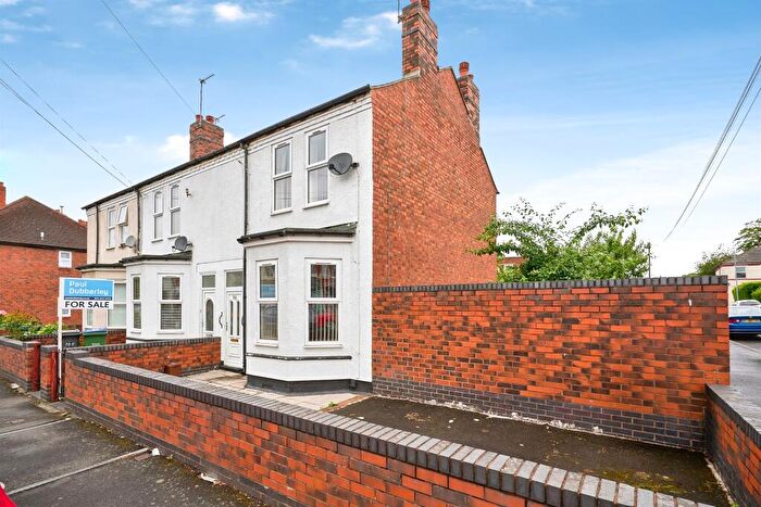 3 Bedroom End Of Terrace House For Sale In Park Lane East, Tipton, DY4