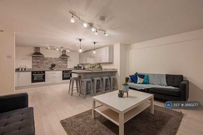 7 Bedroom Flat To Rent In Trafalgar Street, Sheffield, S1