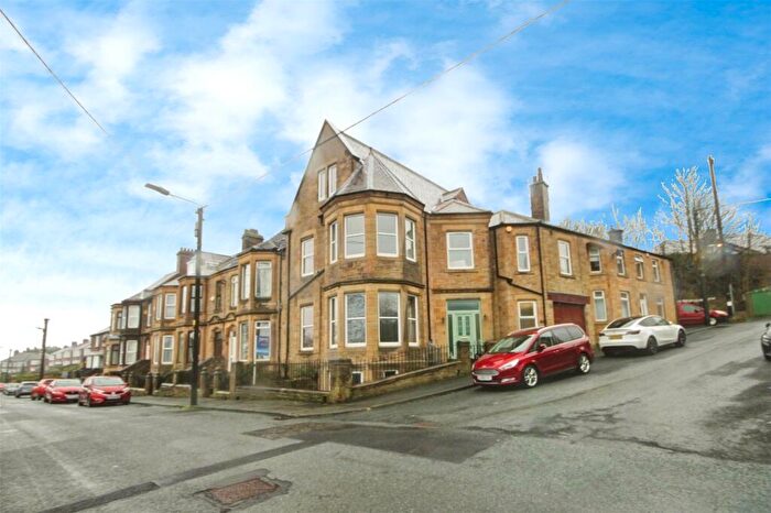 4 Bedroom End Of Terrace House For Sale In Aynsley Terrace, Consett, County Durham, DH8