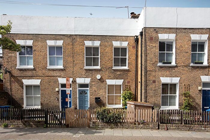 2 Bedroom Terraced House For Sale In Bellenden Road, Peckham, SE15
