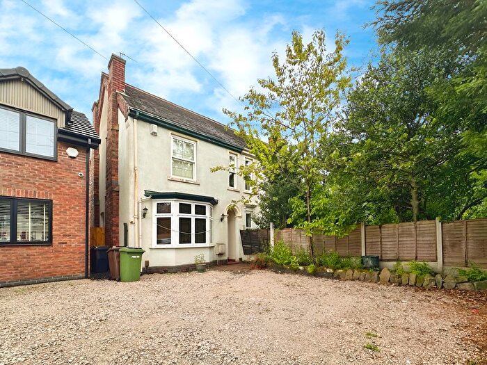 3 Bedroom Semi Detached House For Sale In Amos Lane, Wednesfield, Wolverhampton, WV11