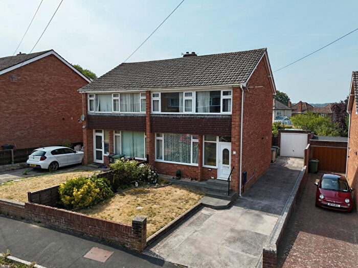 3 Bedroom Semi Detached House For Sale In Downside, Street, BA16