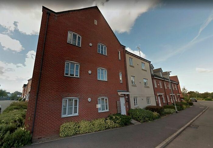 2 Bedroom Flat To Rent In Waterfields, Retford, DN22