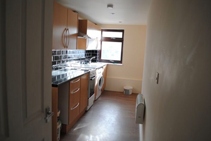 1 Bedroom Flat To Rent In Voss Street, Bethnal Green, E2