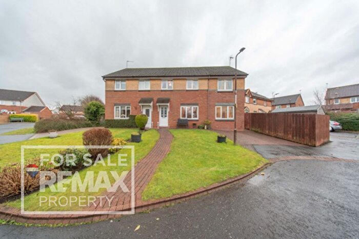 4 Bedroom Semi-Detached House For Sale In Woodville Court, Broxburn, EH52