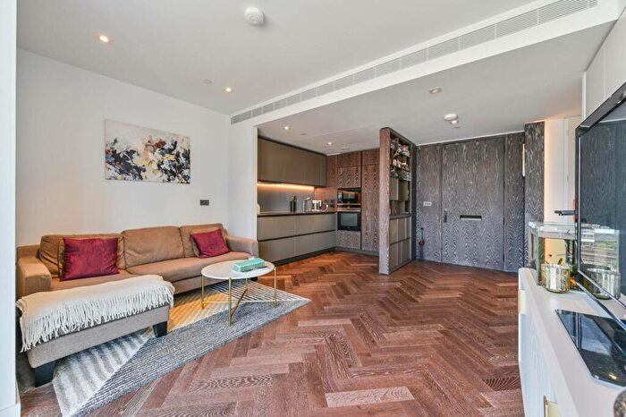 1 Bedroom Flat For Sale In Circus Road West, Battersea Power Station, London, SW11