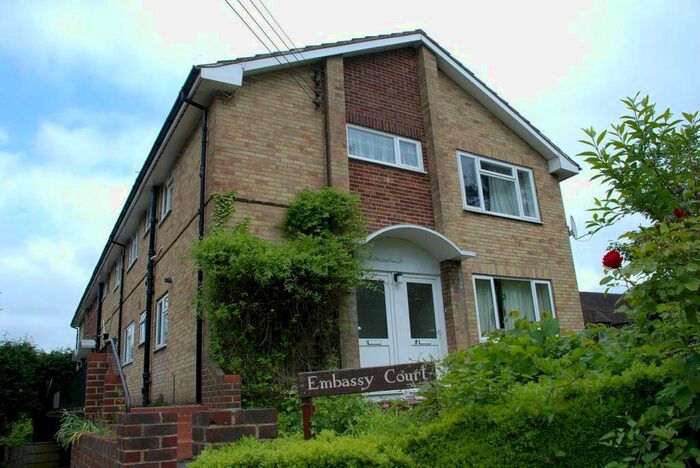 2 Bedroom Flat To Rent In Embassy Court, Sydney Road, Haywards Heath, West Sussex, RH16