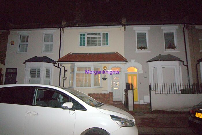 3 Bedroom Terraced House To Rent In Belgrave Road, Plaistow, E13