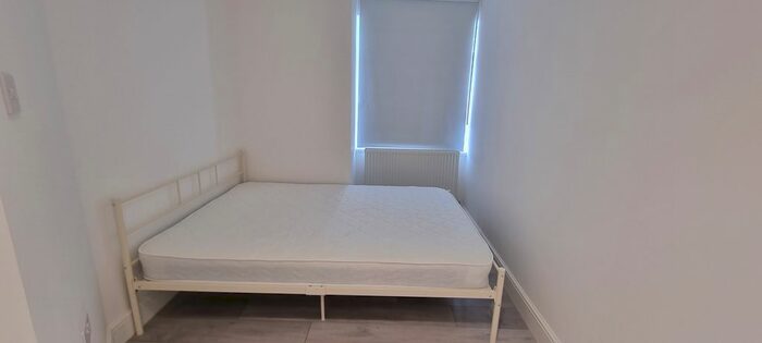 Studio To Rent In Lyndworth Mews, Oxford, OX3