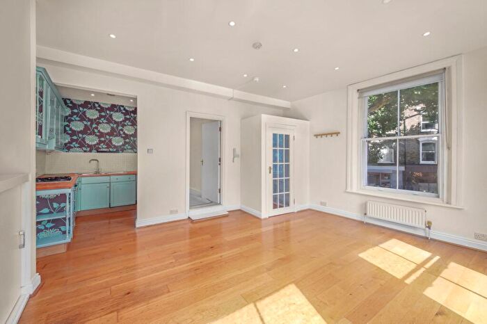 1 Bedroom Flat For Sale In Newington Green Road, Islington, N1